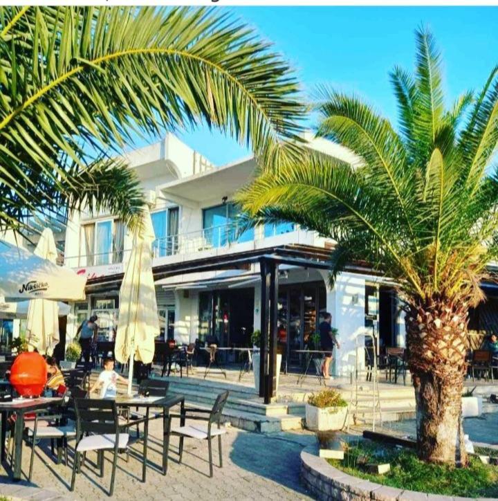 Passerella Apartments Bar Bagian luar foto